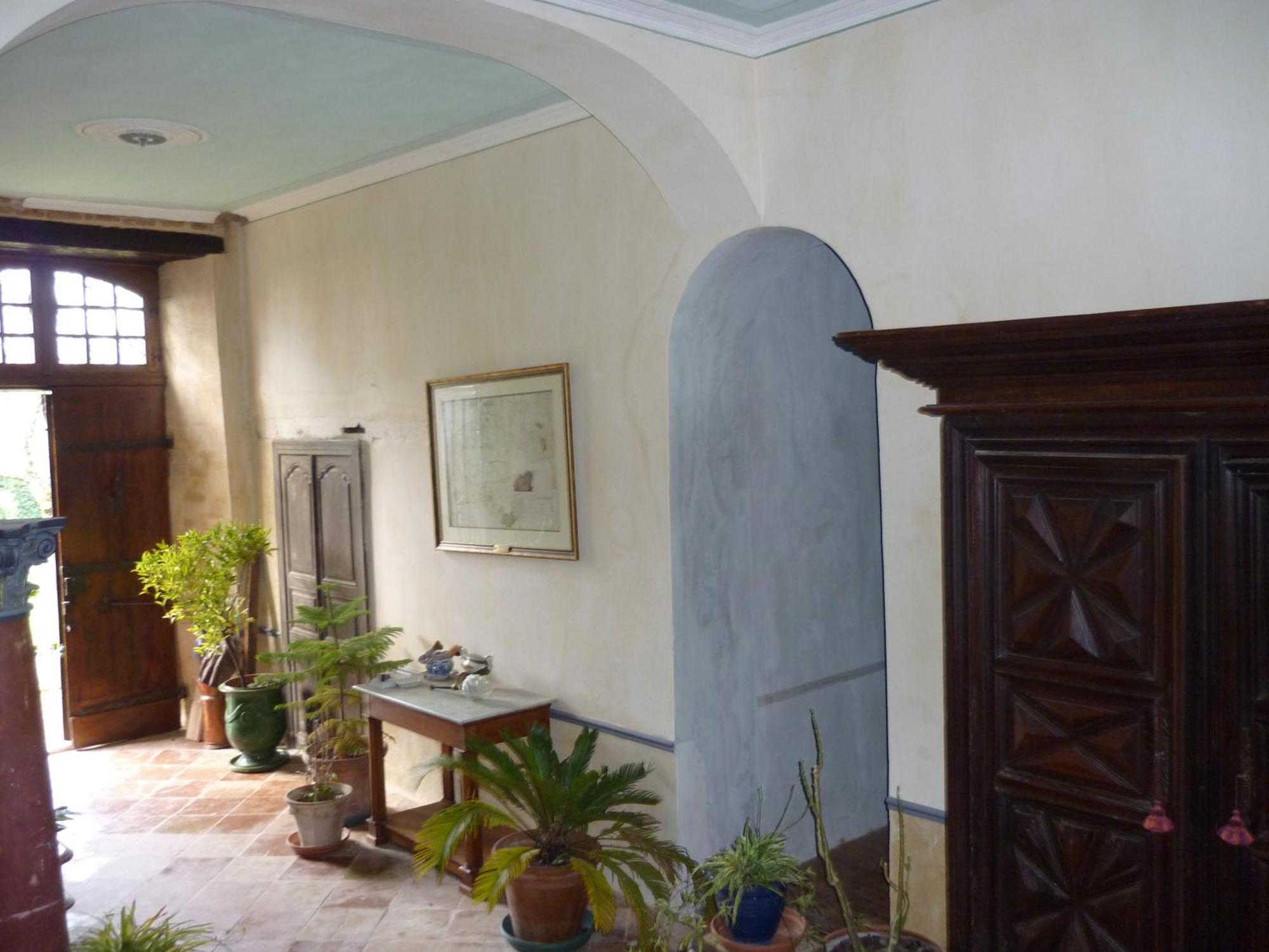 Chateau De Guest house *