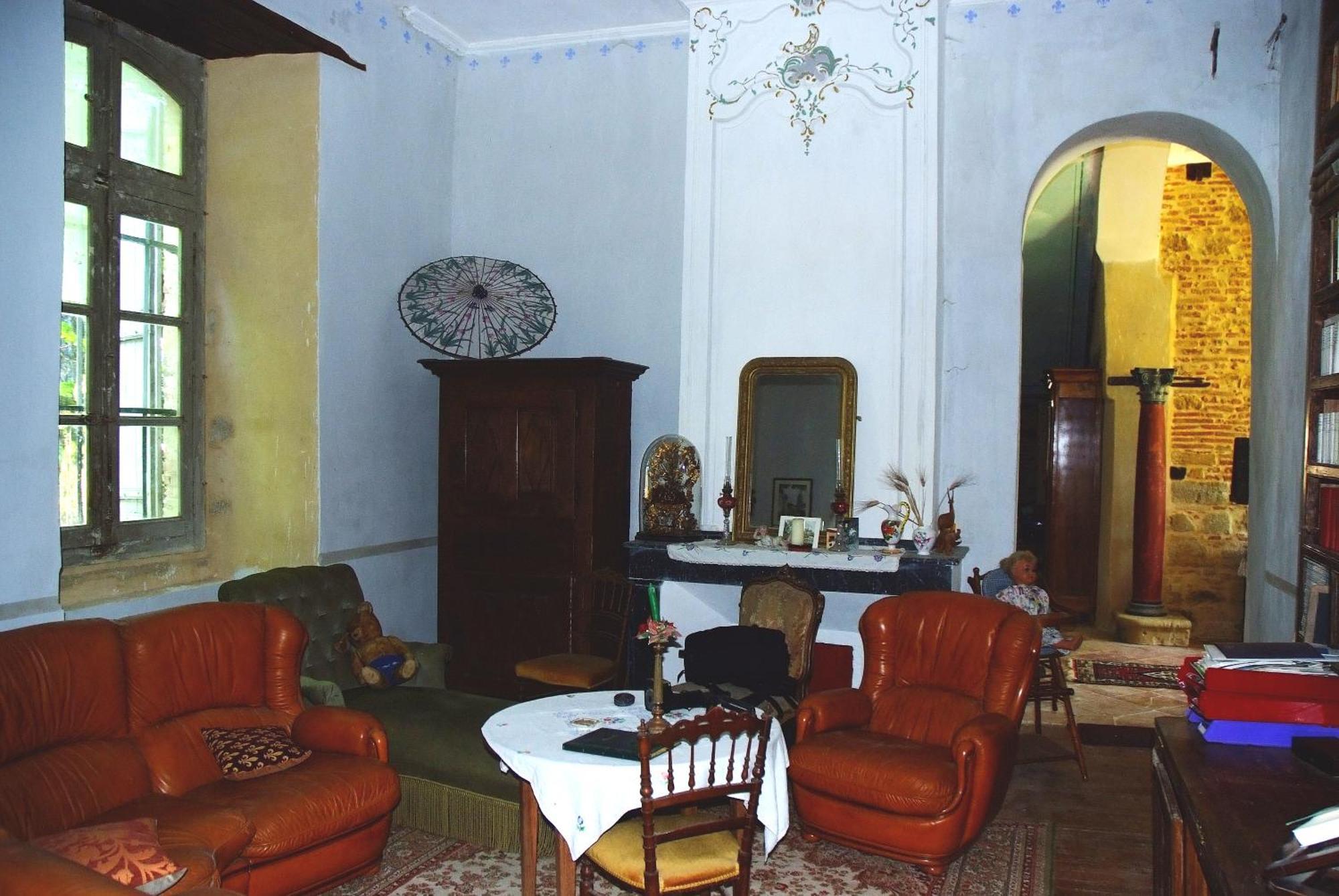 Chateau De * Vallegue
