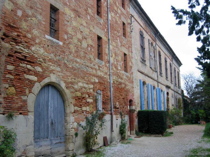 Chateau De Vallegue
